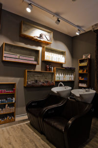 progetto lighting design barbiere negozio abbigliamento bologna, negozio illuminazione Progetto Luce